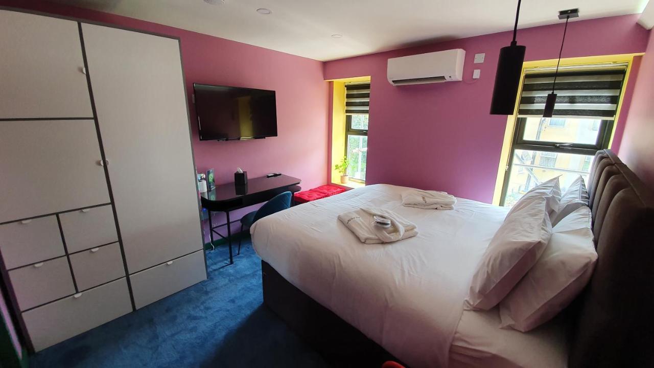 Aaron Wise - 51 Fitzhamon Apartments Cardiff Ngoại thất bức ảnh