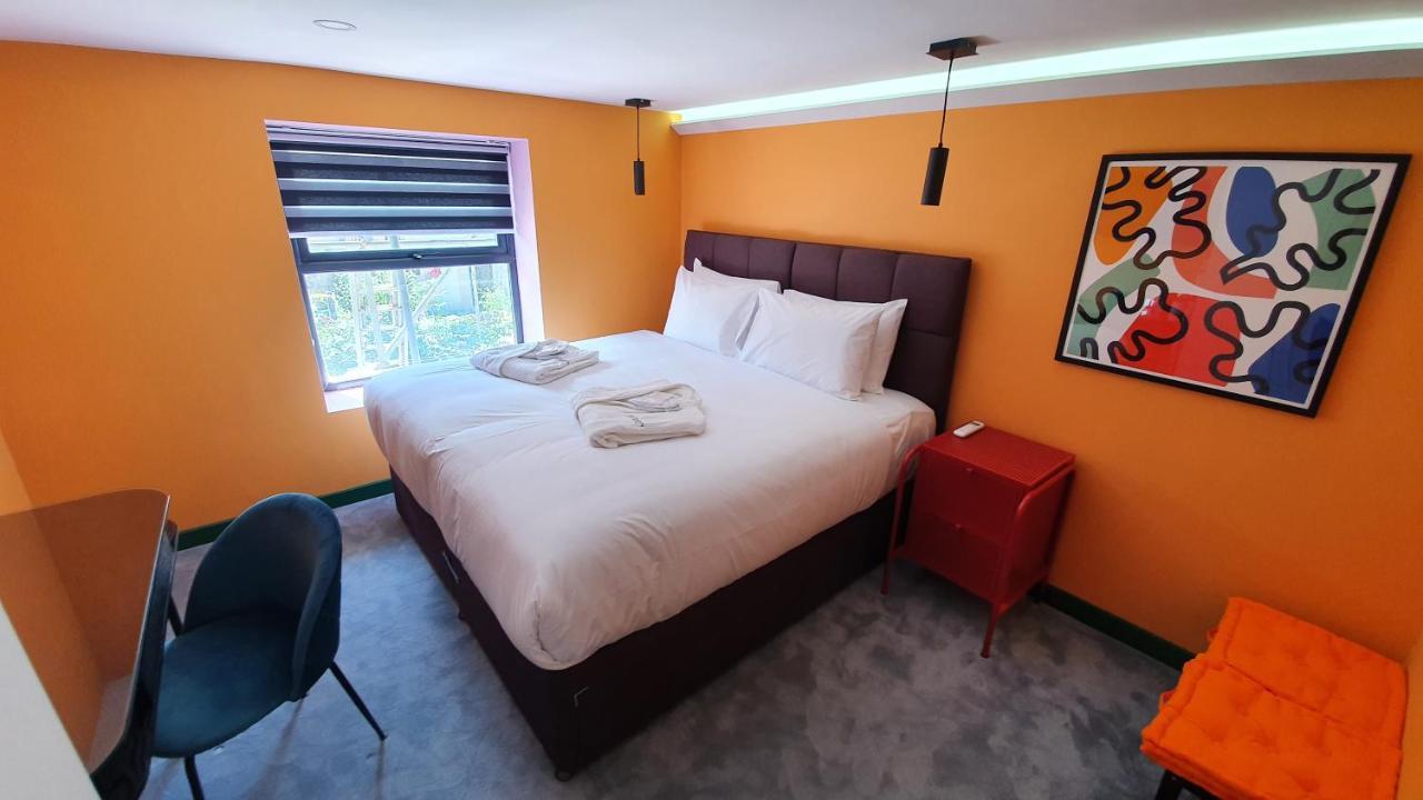 Aaron Wise - 51 Fitzhamon Apartments Cardiff Ngoại thất bức ảnh