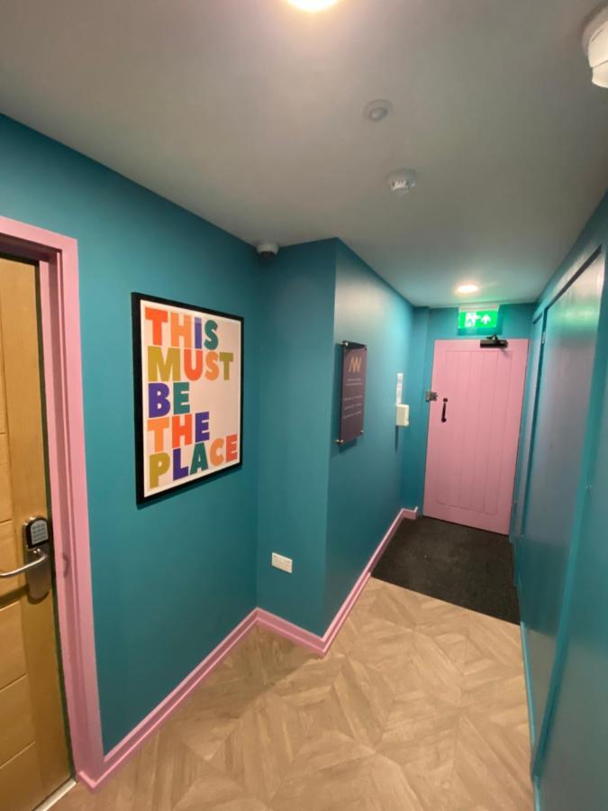 Aaron Wise - 51 Fitzhamon Apartments Cardiff Ngoại thất bức ảnh