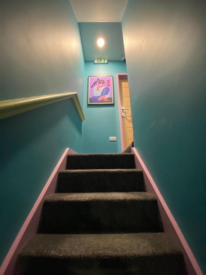 Aaron Wise - 51 Fitzhamon Apartments Cardiff Ngoại thất bức ảnh