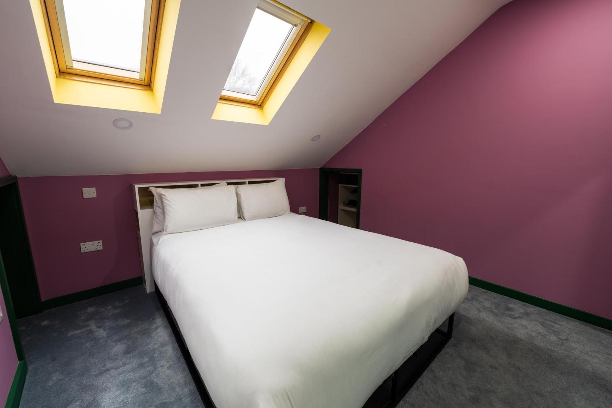 Aaron Wise - 51 Fitzhamon Apartments Cardiff Ngoại thất bức ảnh